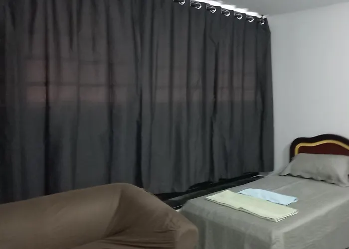 Apto Kit Studio Asa Norte Predio Misto-Wi-Fi - 1 A 3 Hospedes - Perto De Tudo - Sem Taxas