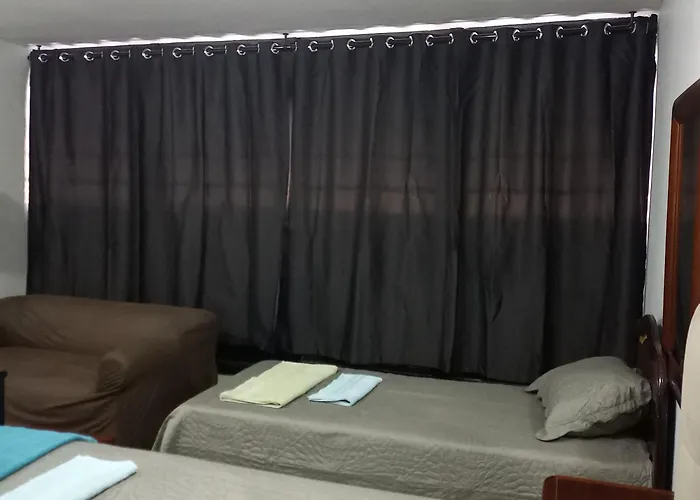 Apto Kit Studio Asa Norte Predio Misto-Wi-Fi - 1 A 3 Hospedes - Perto De Tudo - Sem Taxas