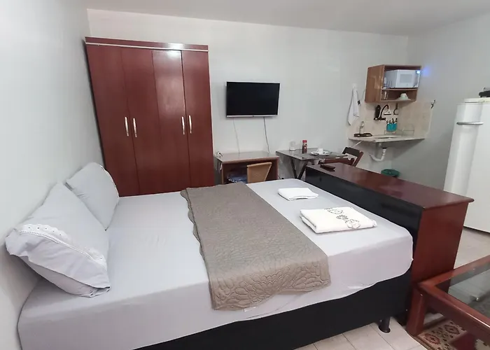 Apto Kit Studio Asa Norte Predio Misto-Wi-Fi - 1 A 3 Hospedes - Perto De Tudo - Sem Taxas