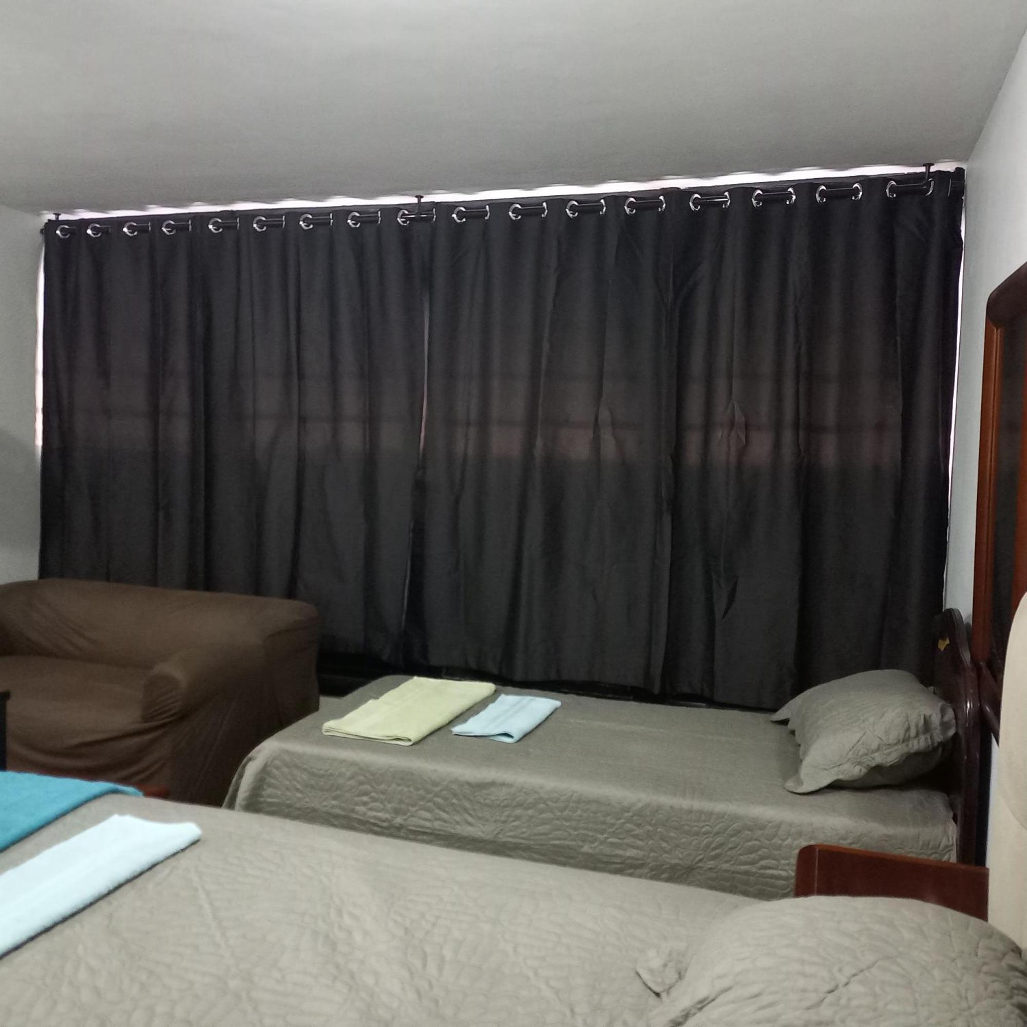 Apartment Apto Kit Asa Norte Predio Misto-wi-fi - 1 A 3 - Perto De - Sem Taxas Brasilia
